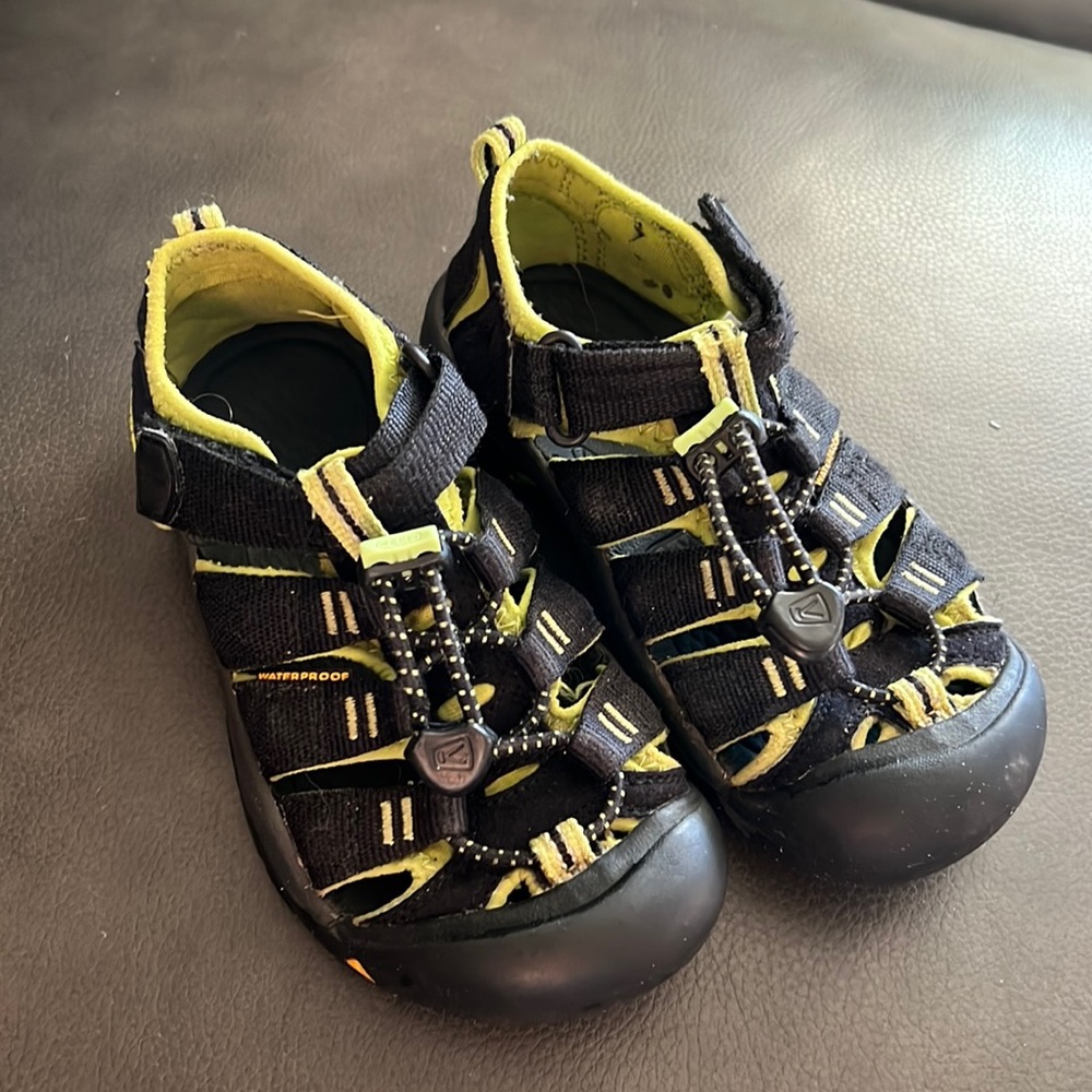 Kids’ Keen sandals